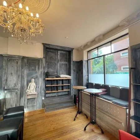 Linden-charm Homestay